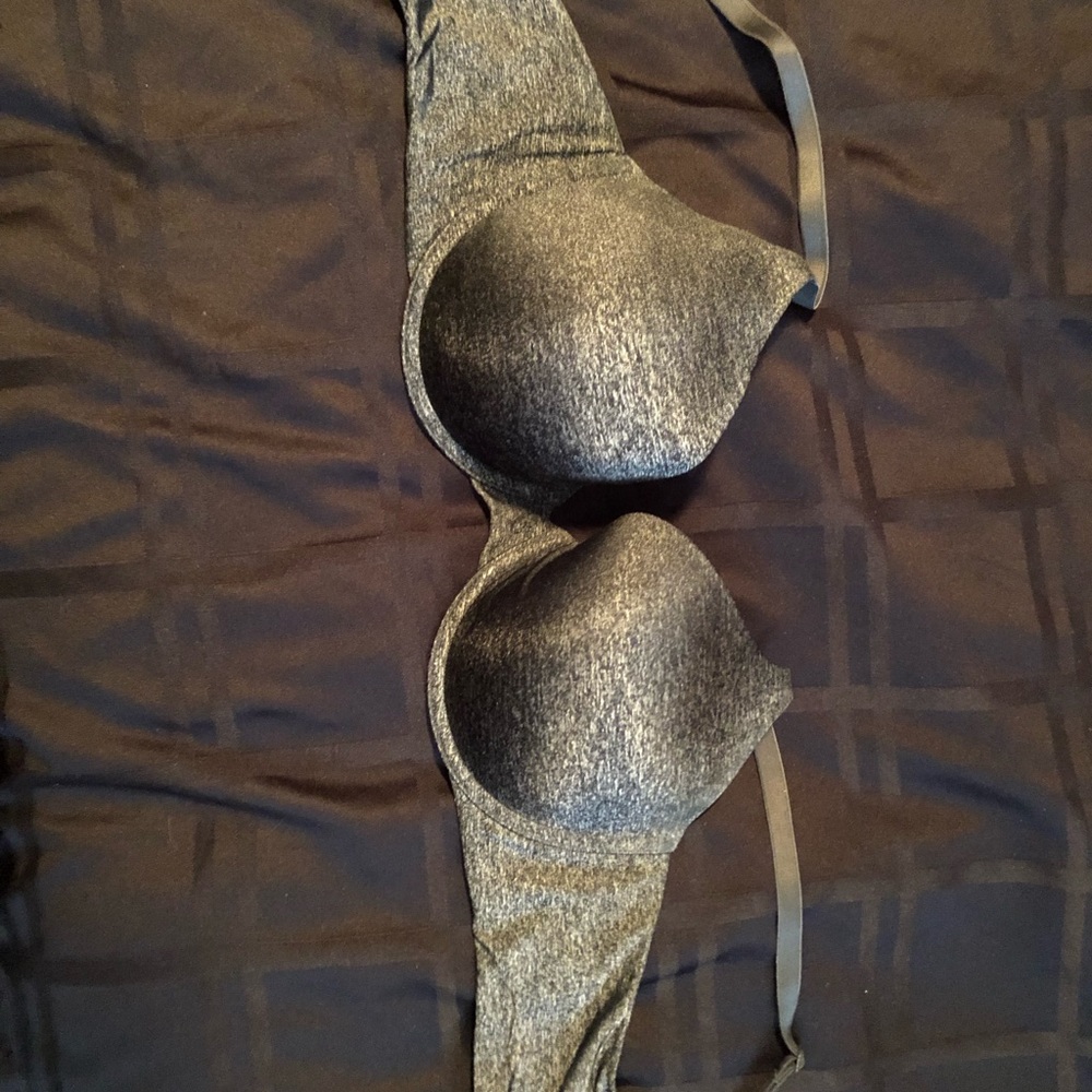 Victoria’s Secret Bra 36D